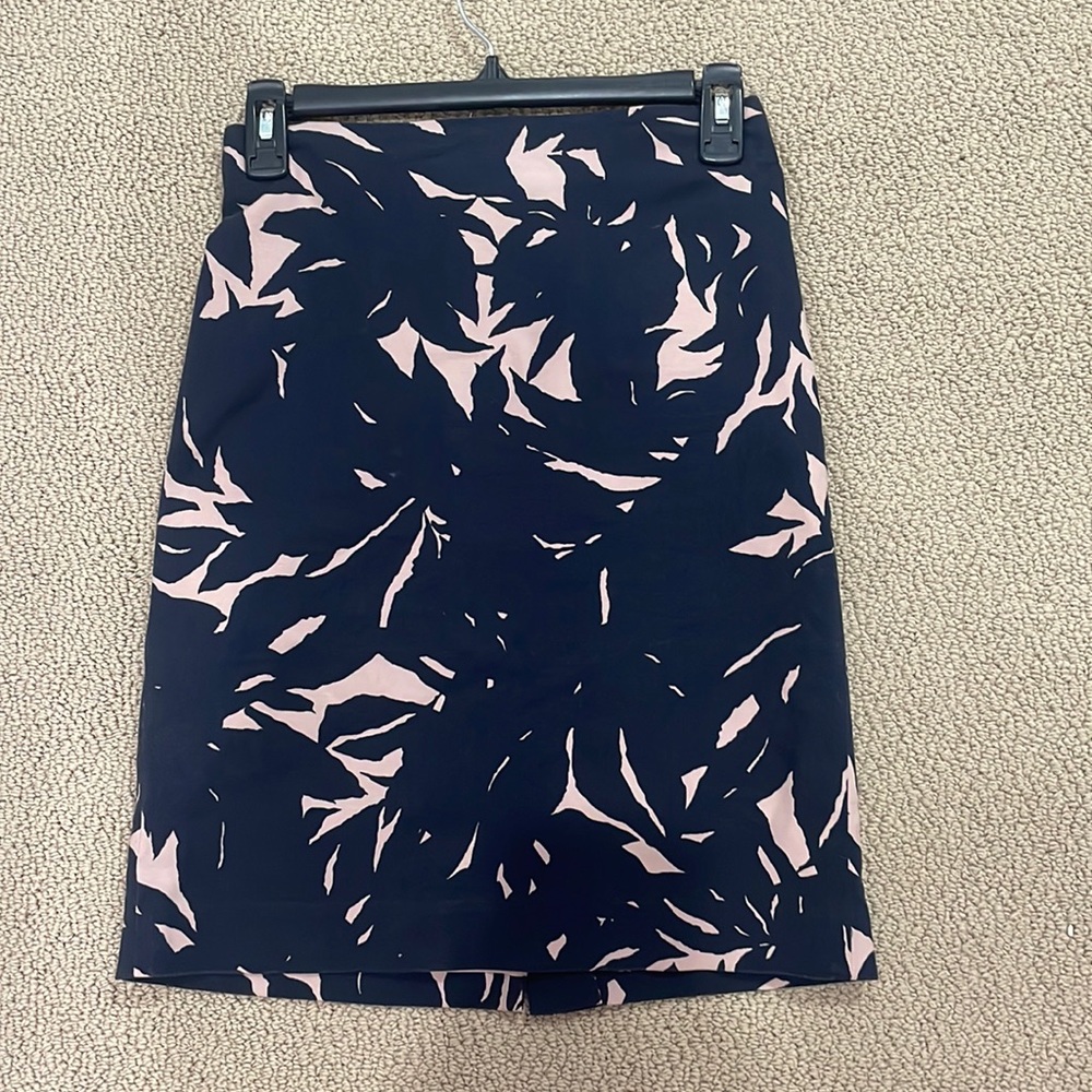 Ann Taylor Floral Pencil Skirt
